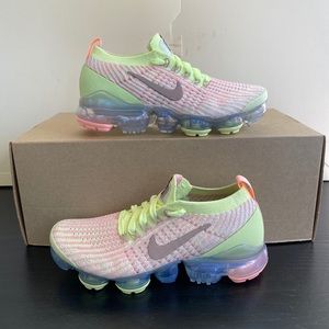 Nike Air Vapormax Flyknit 3 Barely Volt Pink